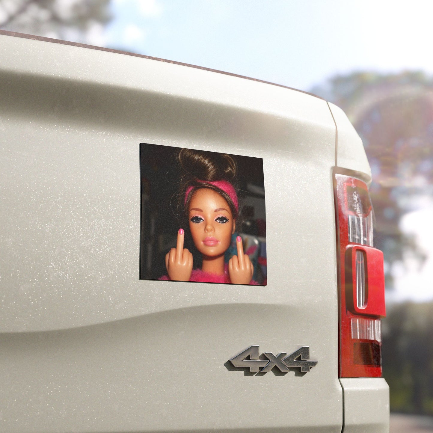Sassy Doll Middle Finger Car Magnet — Funny Retro Barbie-Inspired Magnet